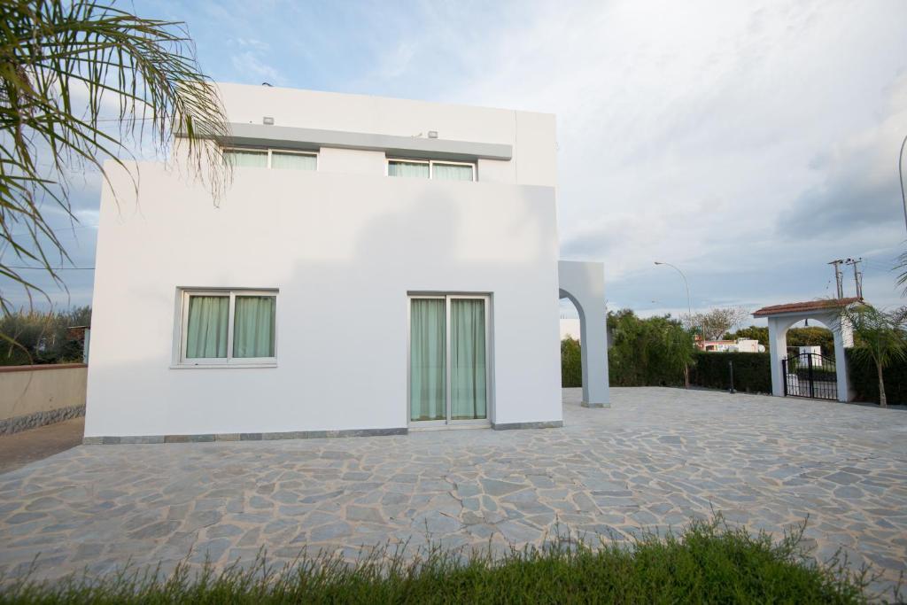 Makronissos Beach Villas Ajía Nápa Kültér fotó