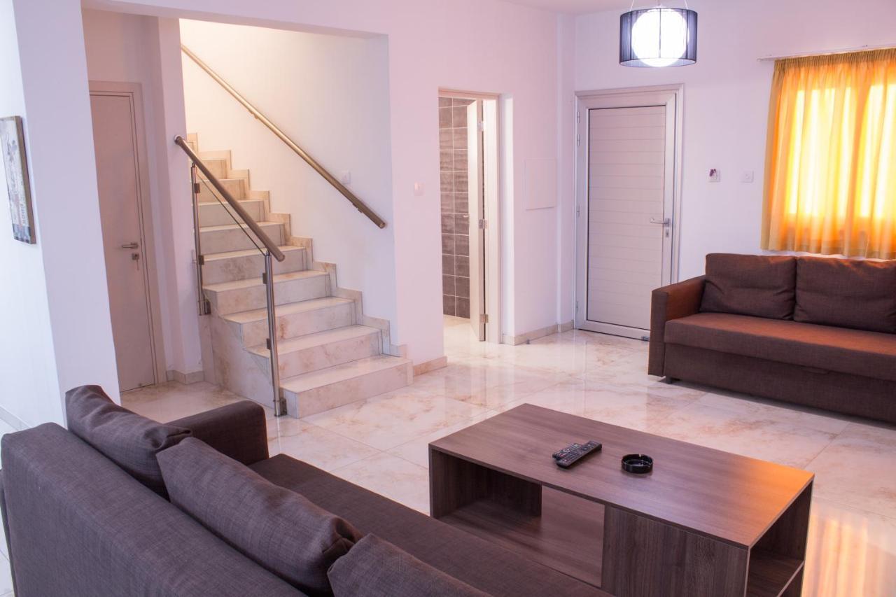 Makronissos Beach Villas Ajía Nápa Kültér fotó